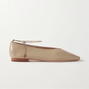 Porte & Paire chain embellished beige flats. Size 37